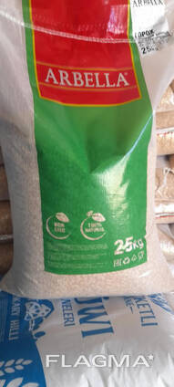 Крупы: Горох футбол, рис камолино, чечевица и мука