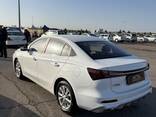 Roewe i5 2025 — современный и экономичный седан от SAIC Motor - photo 3